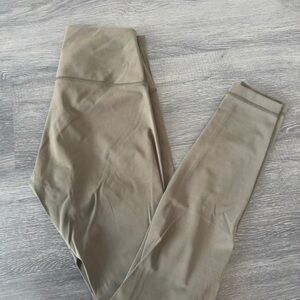lululemon wunder train Leggings army green
